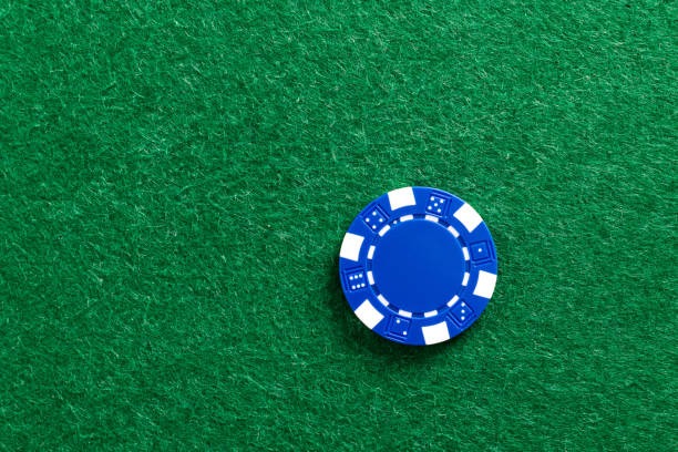 wing4d mobile app home screen showing slot tournaments and live tables